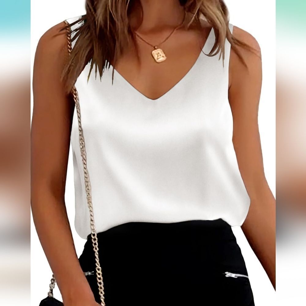 NWT HuHot Classic White V-Neck Tank Top Silky